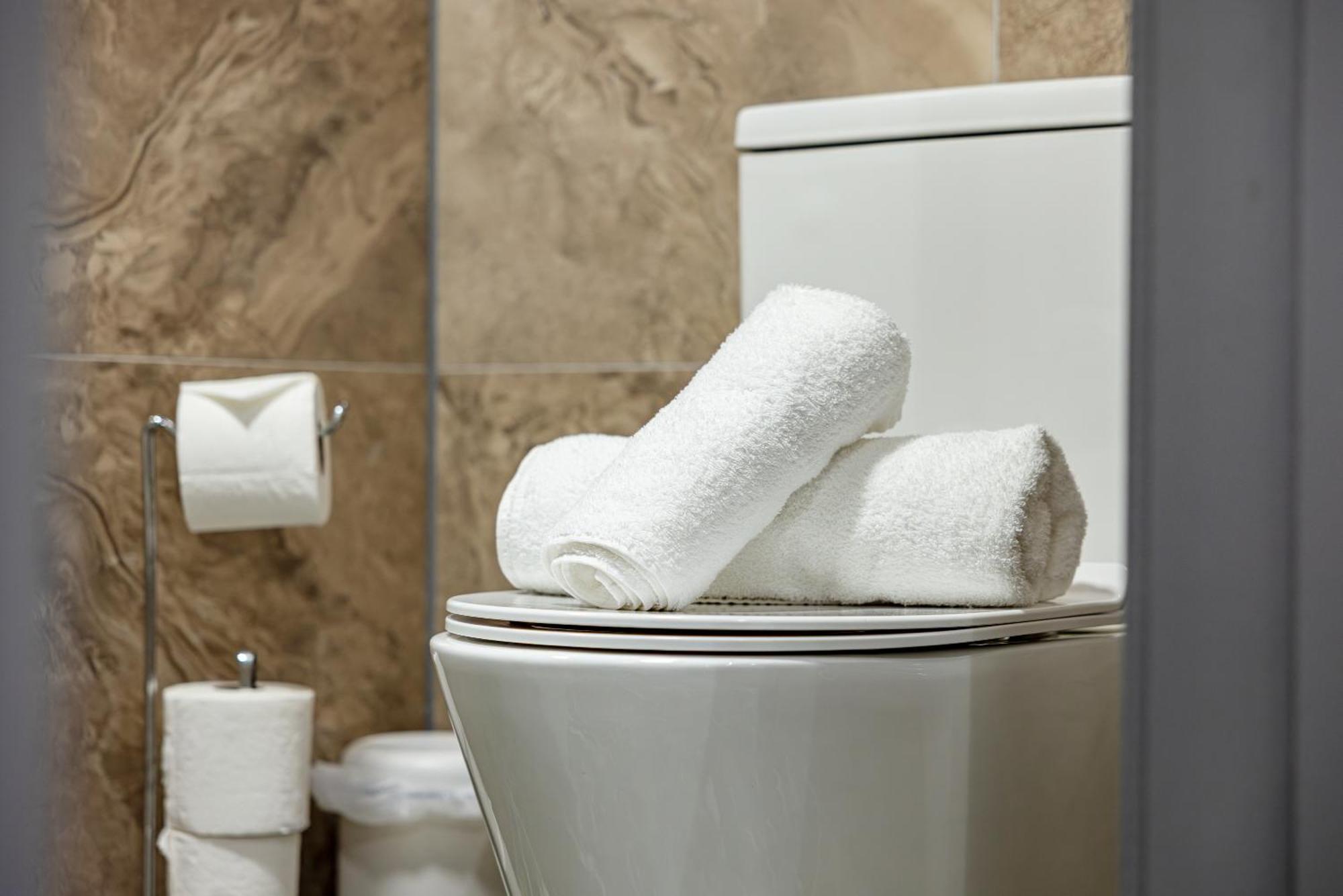 Rnm - Upgraded Business Stay For Travelling Contractors, All Amenities, Private Access Entire Place, Kitchen & Washroom, Smart Tv, Easy Access, Parking Nearby Cradley Heath Экстерьер фото
