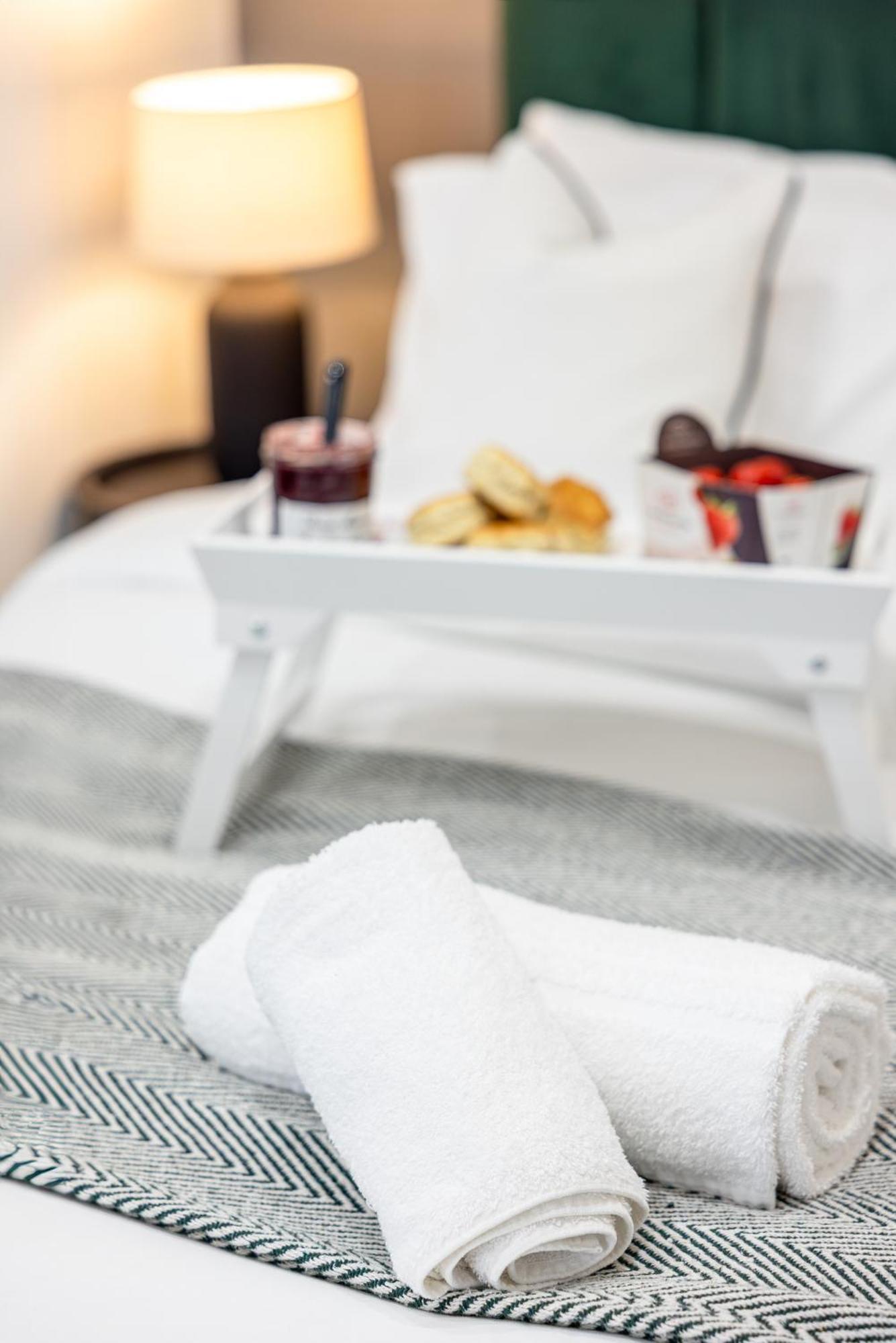 Rnm - Upgraded Business Stay For Travelling Contractors, All Amenities, Private Access Entire Place, Kitchen & Washroom, Smart Tv, Easy Access, Parking Nearby Cradley Heath Экстерьер фото